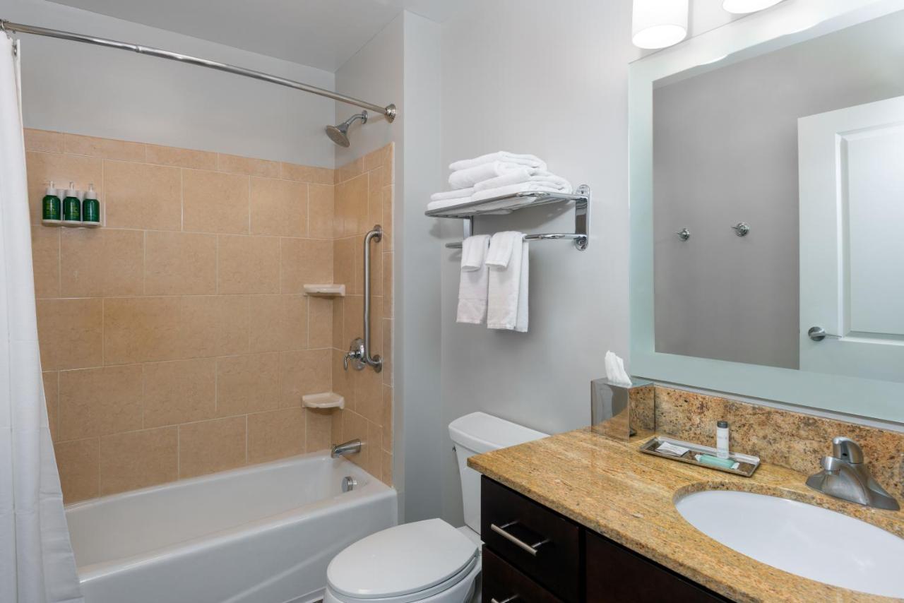 TownePlace Suites Buffalo Airport Cheektowaga Esterno foto